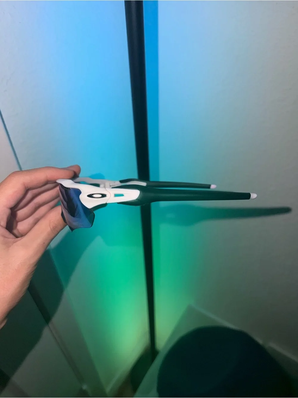 Oakley Radar EV (Blue Lenses +White Frames)